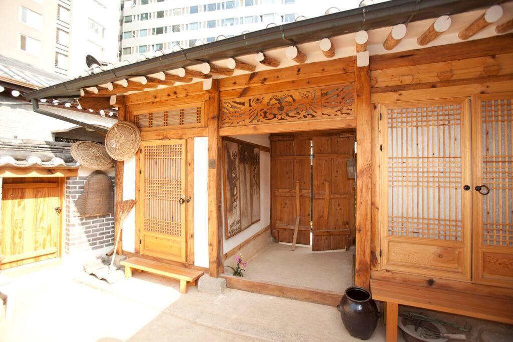 Namhyundang - Hanok Korean Traditional House Seul Exterior foto