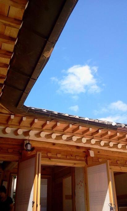 Namhyundang - Hanok Korean Traditional House Seul Exterior foto