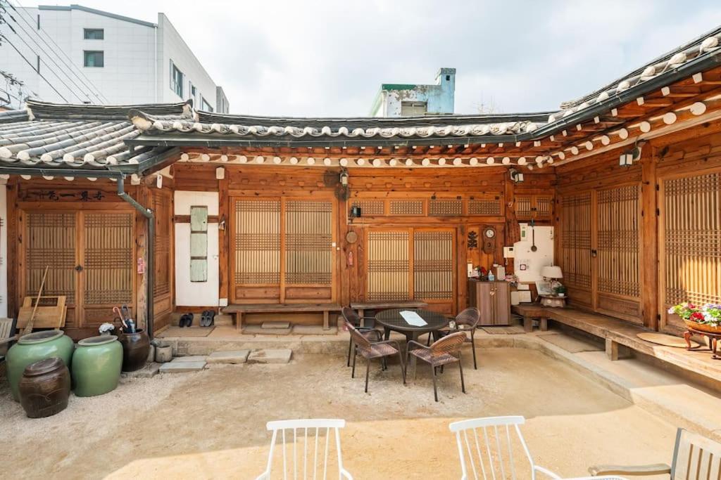 Namhyundang - Hanok Korean Traditional House Seul Exterior foto